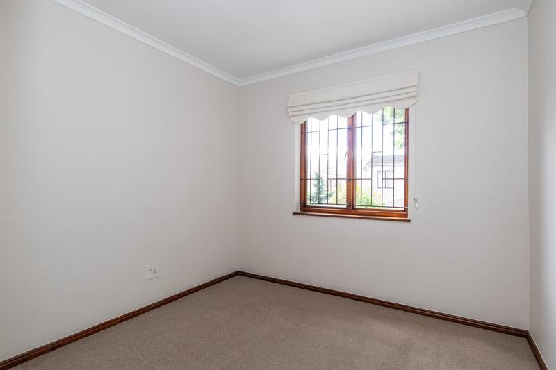 To Let 3 Bedroom Property for Rent in Diep River Western Cape
